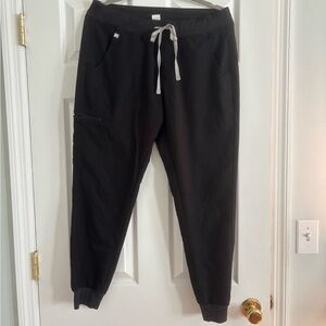 FIGS Zamora jogger scrub pants